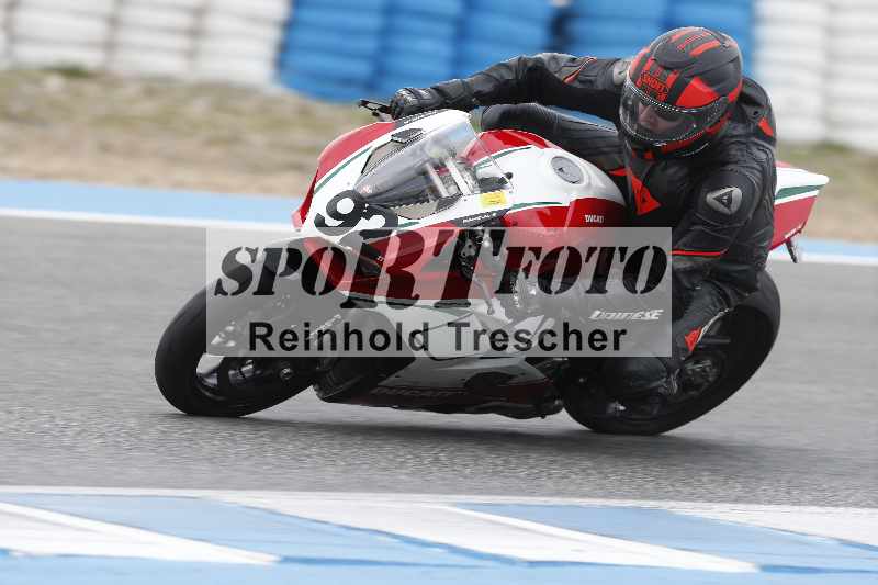 /02 28.-31.01.2025 Moto Center Thun Jerez/gruen-green/92